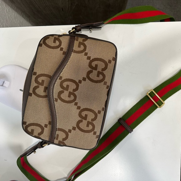 GUCCI BIG G MESSENGER BAG - Picture 5 of 6
